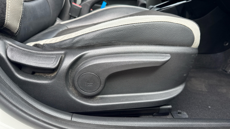 Kia Stonic 1.6 CRDi 3 5dr Diesel Estate